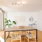 Penthouse For The Lovers - Castle View & Parking דירה *