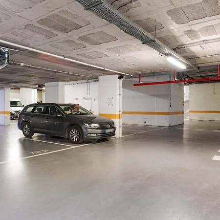 Penthouse For The Lovers - Parking & Views *